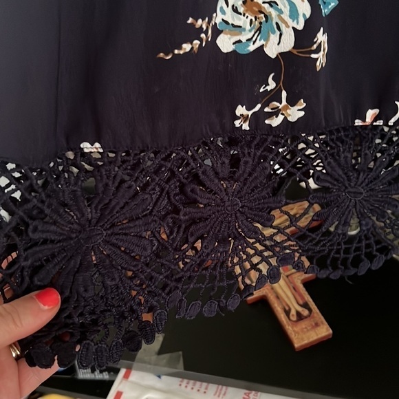 S H E I N Navy/Orange/White Floral Pattern Eyelet Detail Sleeves/Hem,Sz 0XL,EUC. - Picture 6 of 8